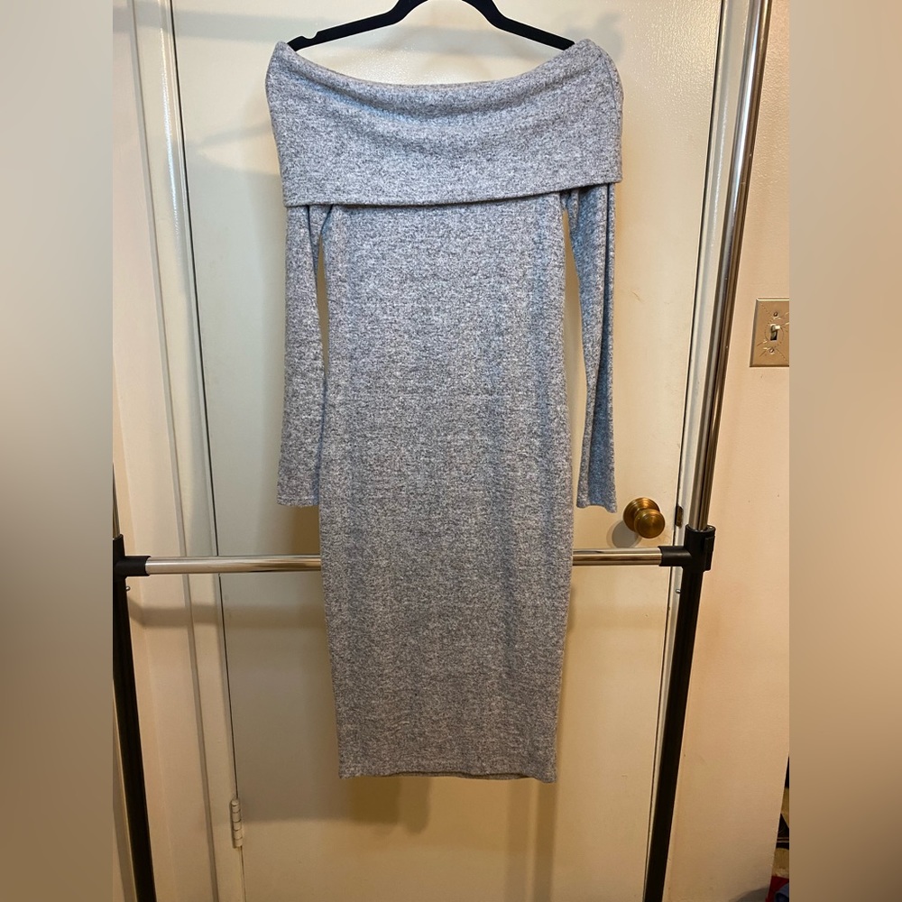 Small forever 21 soft long sleeve dress